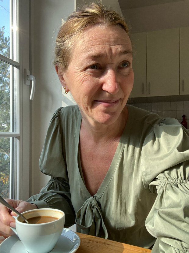 Petra L., 49